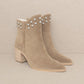 OASIS SOCIETY Alofi - Studded Collar Booties